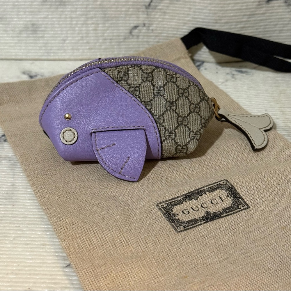 Gucci GG Supreme Monogram Coin Purse Whale: Purple (EUC) - Picture 4 of 15